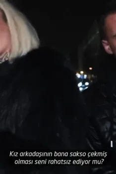 Slider - Orchid 13 orchid | slider Yılbaşı gecesi çifte yaklaşıp sarışın dövmeli azgın hatuna göğüslerini gösterirsen 100 dolar veririm diyip kandırıp eve atıp silkiyor. türkçe altyazılı