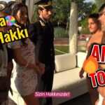 Vahşi savaşçılar Komutanın hediyesi İspanyol Alexa Tomas'ı ganimet hediyesi olarak kullanıyor.